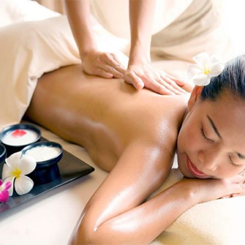 38. massage chân vai cổ